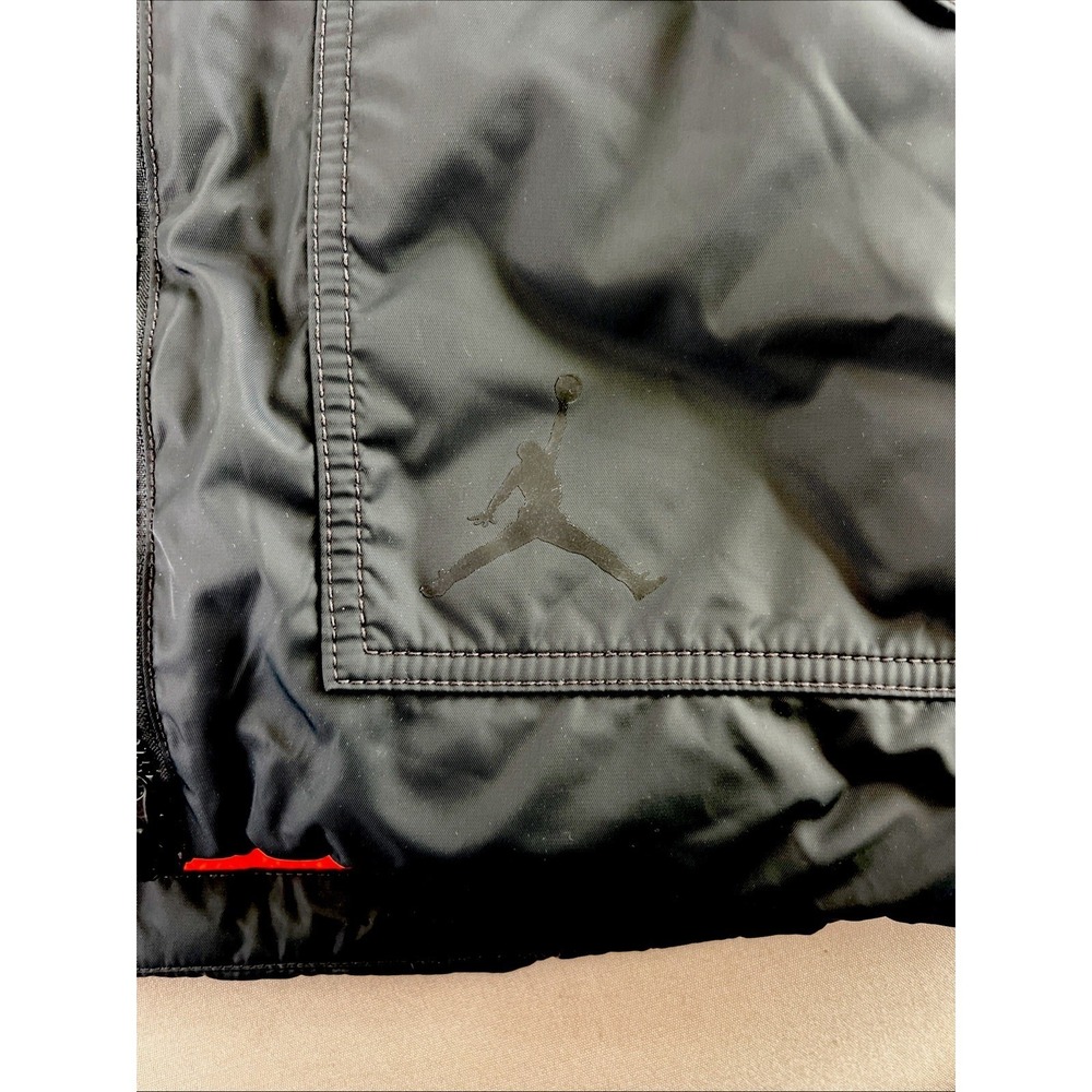 Jordan Brand Mens Down Puffer Vest Black Orange Lining USA Flag Patch Small - Picture 10 of 10
